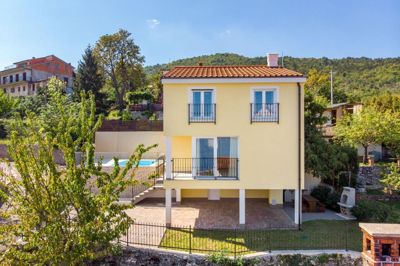 Vila Bellevue Opric
